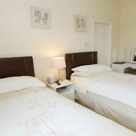 Glenbrook House 4* פאראנפור